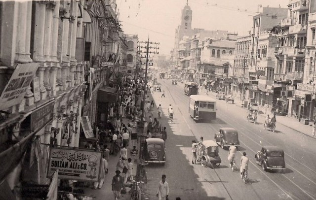 1940 - Tram on Bunder Road 2